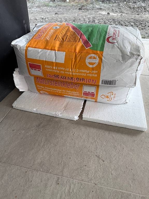 Materiale di riempimento: Natursteinkleber 2x 25kg – Nuovo e nell'imballaggio originale da Widnau venduto da Daniel81 1