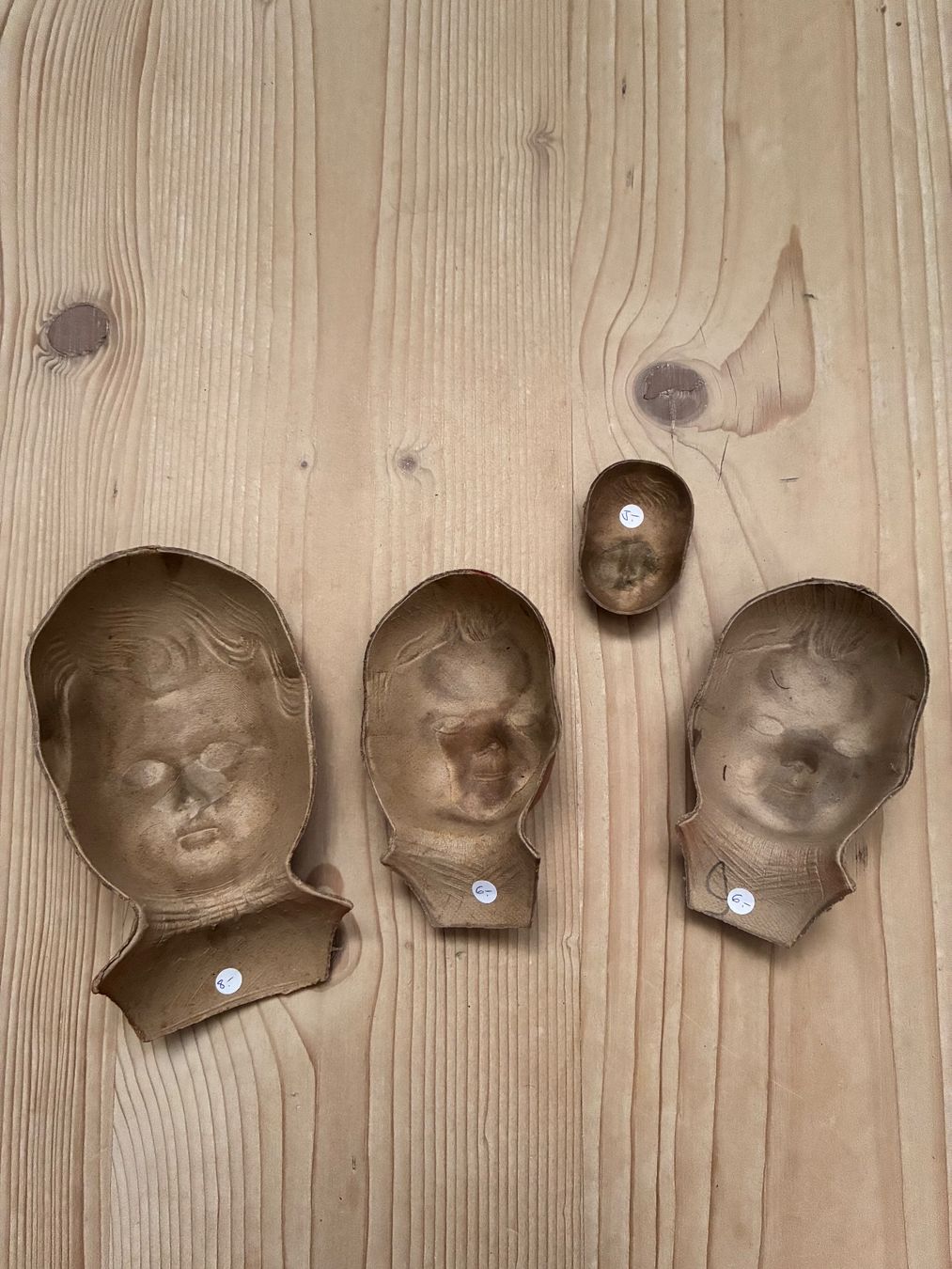 Puppen: Vintage Puppenköpfe Pappmaché – Gebraucht aus Steffisburg von Reitschel5 6
