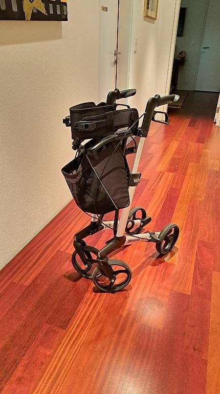 Ausili per la deambulazione: Rollator Gemino – Usato da Meggen venduto da Iris_Busink 4