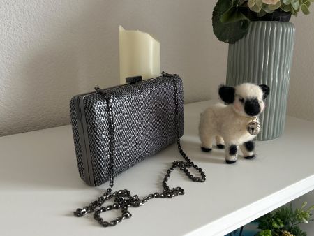 Clutch - Abendtasche von Mascara silber-schwarz glänzend