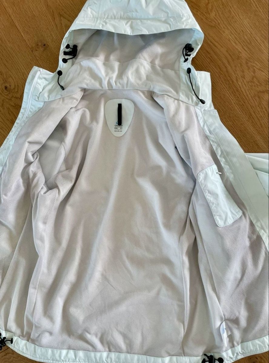Odlo Giacche: Odlo Regenjacke Grösse S – Nuovo (secondo la descrizione) da Basel venduto da mathias464 4