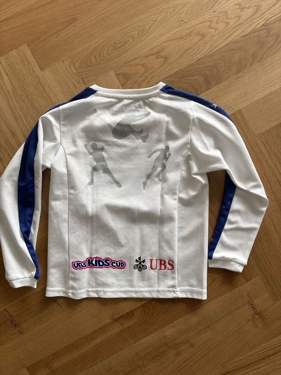 Puma Canottiere & Pantaloni: Puma Trainingsshirt, Grösse 128 – Usato da Wohlen AG venduto da Michi761 1