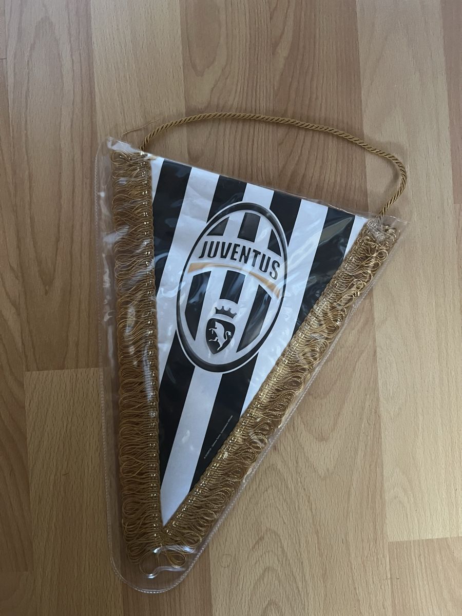 Toppe: Fanion Juventus – Nuovo (secondo la descrizione) da Bulle venduto da TheBigL