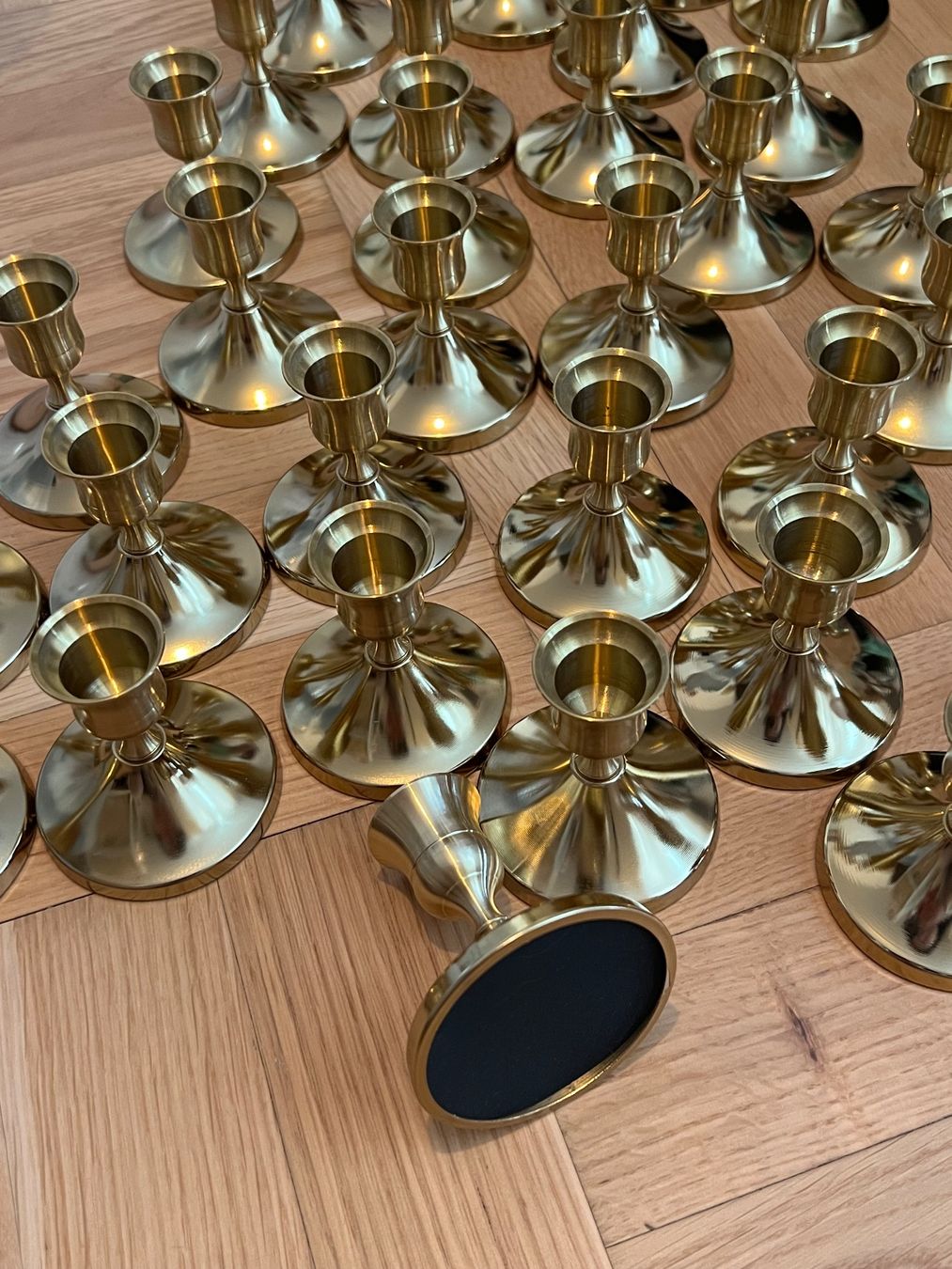 Kerzenständer: 34 Kerzenständer in Gold – Gebraucht aus Dübendorf von Keanu_M 2