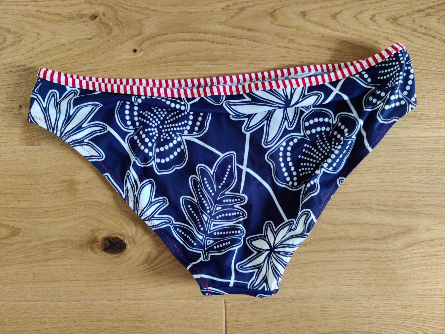 Maillots de bain & Bikinis: Bikini – D'occasion à Basel par vel_w2tr 1