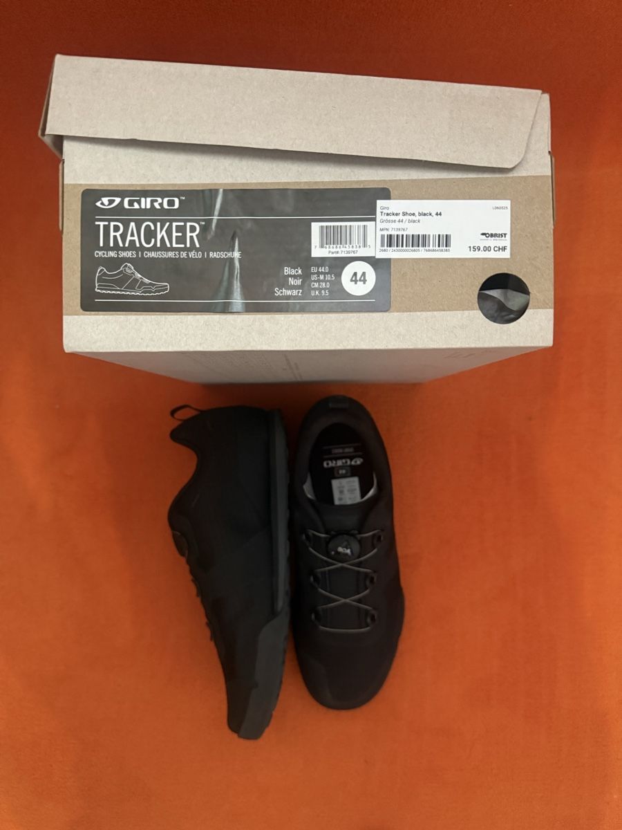 Giro Scarpe da uomo: GIRO TRACKER MTB SCHUH FLAT 44 ohne Klick BOA SYSTEM – Nuovo e nell'imballaggio originale da Obfelden venduto da Freebonsay 4