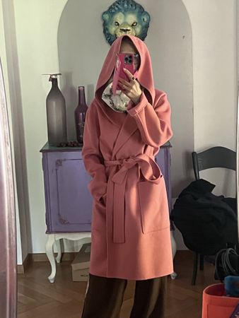 S MaxMara Mantel mit Kapuze 100% Schurwolle neu Grösse 38