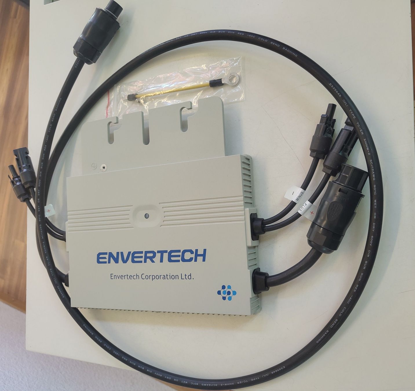 Inverter: Envertech Solar Wechselrichter EVT560 mit Netztkabel – Nuovo (secondo la descrizione) da Goldau venduto da hergercomputer