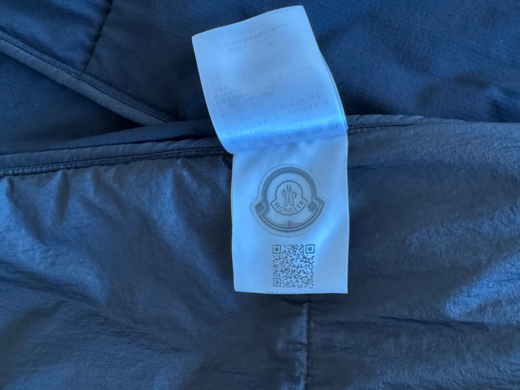 Moncler Giacche: Moncler Übergangsjacke Grösse 4 – Usato da Pfäffikon ZH venduto da Watch_lover 3