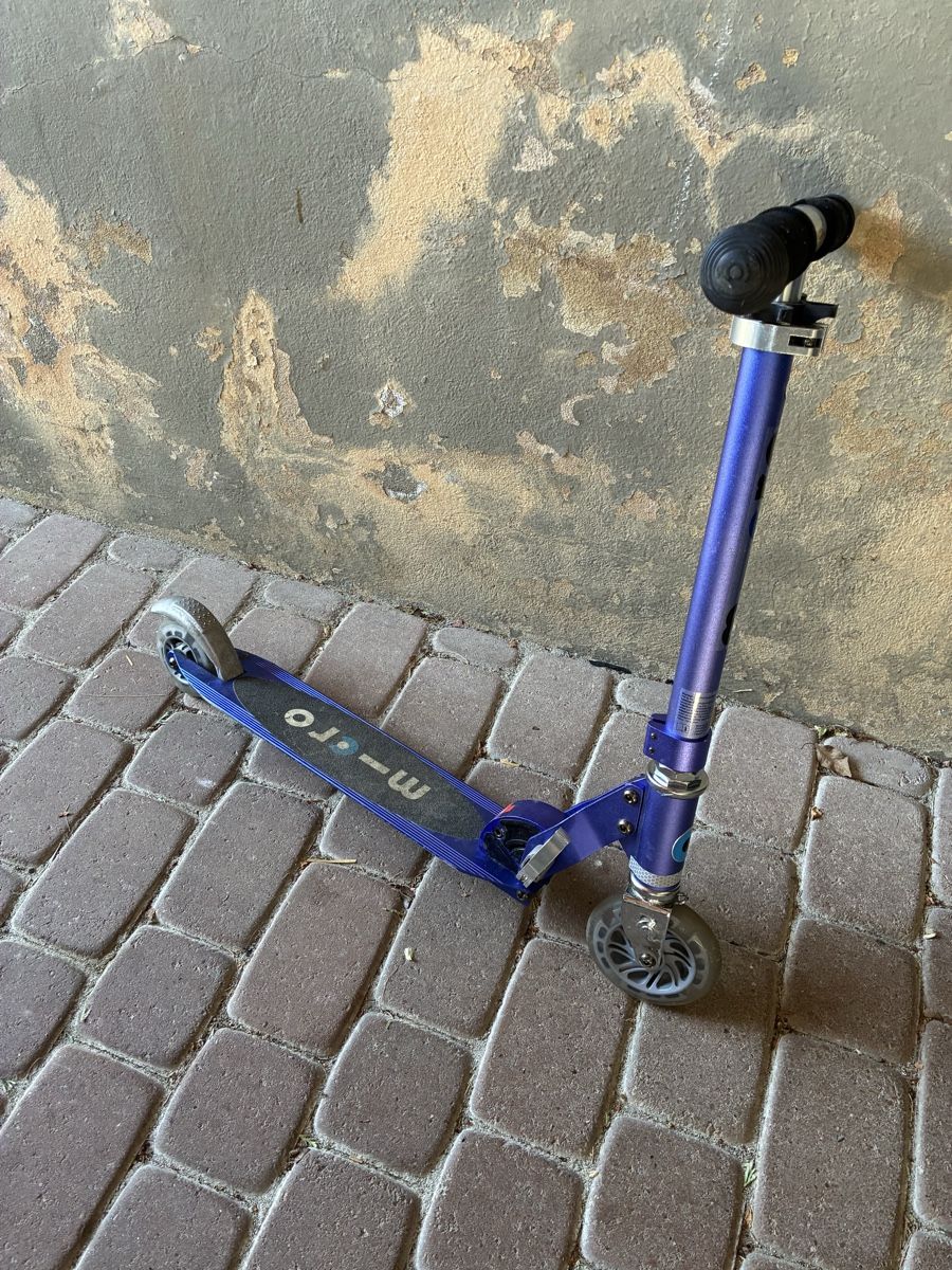 Micro Kickboard: Micro Scooter Sprite LED Blau – D'occasion à Langenthal par Adrian_Bucheli 1