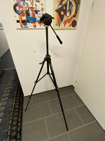 Foto, Dreibeinstativ Slik 5030Q mit Kopf
