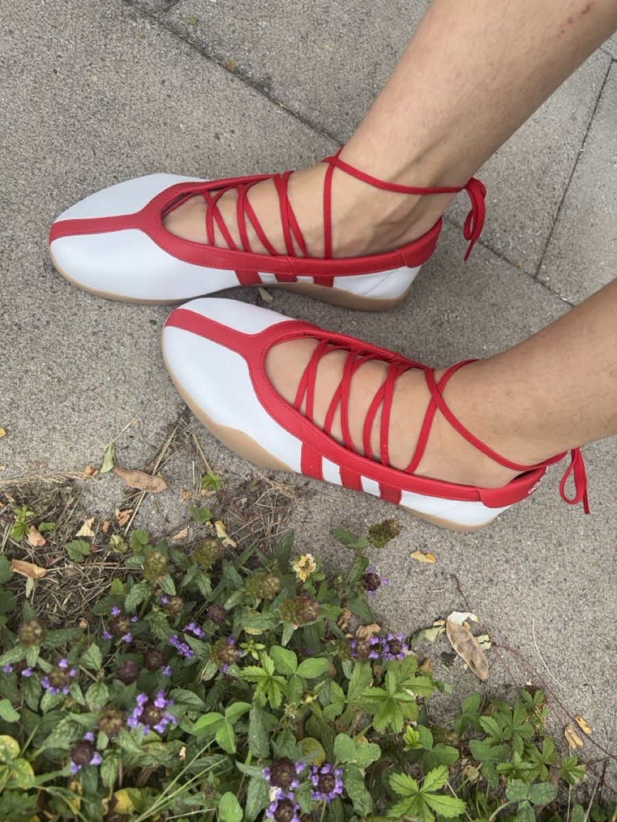 Adidas Chaussures femmes: rot weisse Adidas Ballerinas  – Neuf (Voir description) à Zürich par ant_j7tc 1