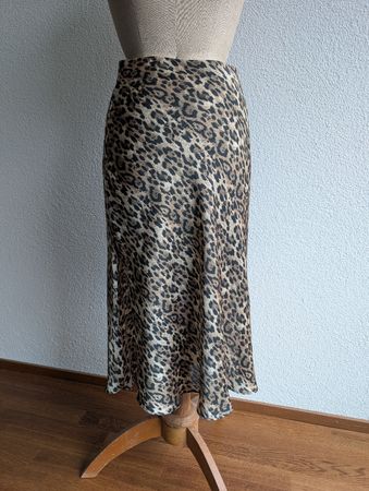 Zara Leopard Print Midi Skirt - Size M 