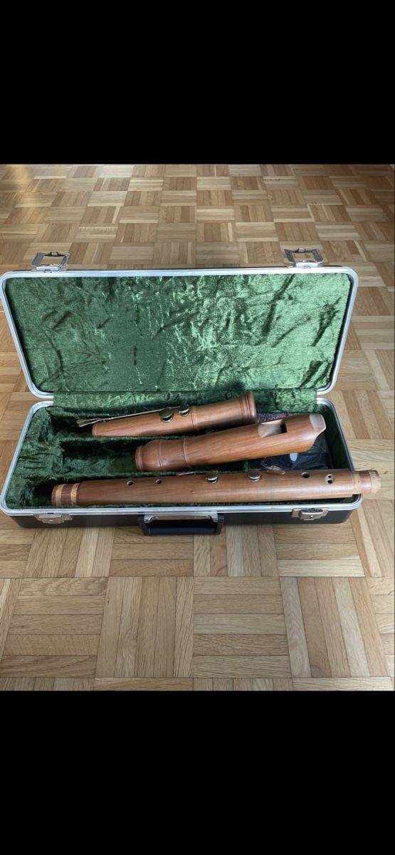 Strumenti musicali: Huber Bass Blockflöte – Usato da Herzogenbuchsee venduto da lejule