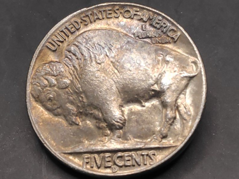 Tutti le monete: 1937-D - 5 Cent "Buffalo Nickel" – Usato da Sirnach venduto da Trekk64 1