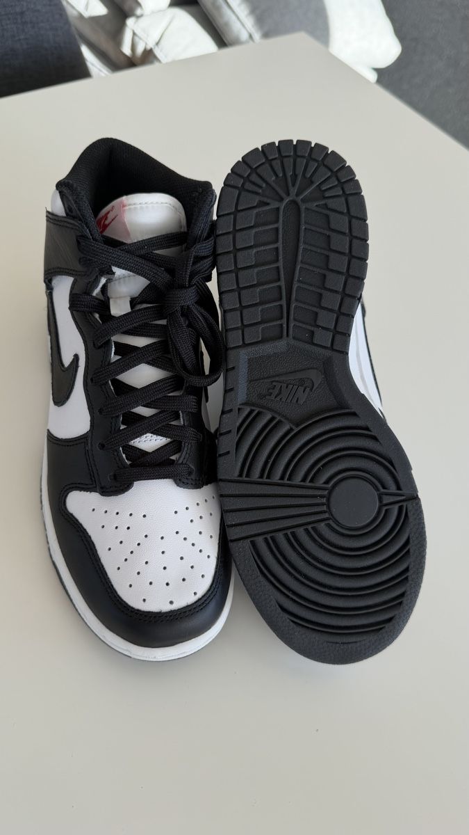 Jordan Scarpe da uomo: Nike Dunk High Panda – Nuovo (secondo la descrizione) da Küsnacht ZH venduto da tra_678y 1