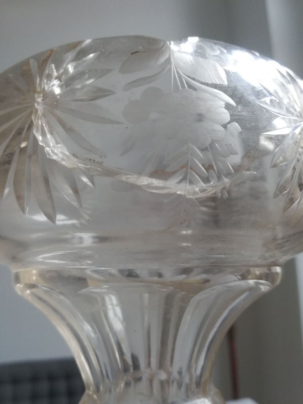 Tutte le decorazioni: Alte Etagere mit Glaseinsatz – Usato da Wallisellen venduto da Muggeli1970 3