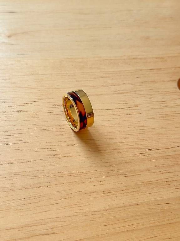 Anelli: Michael Kors Gold-Tone and Tortoise-Acetate Ring – Usato da Biberstein venduto da evolution89 1