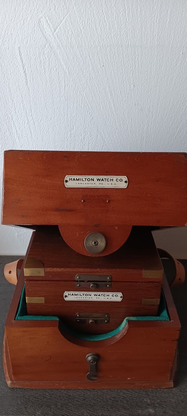 Uhren: HAMILTON MARITIM Chronom. 1941 . Schiffsuhr! – Defekt aus Maienfeld von Andyr44