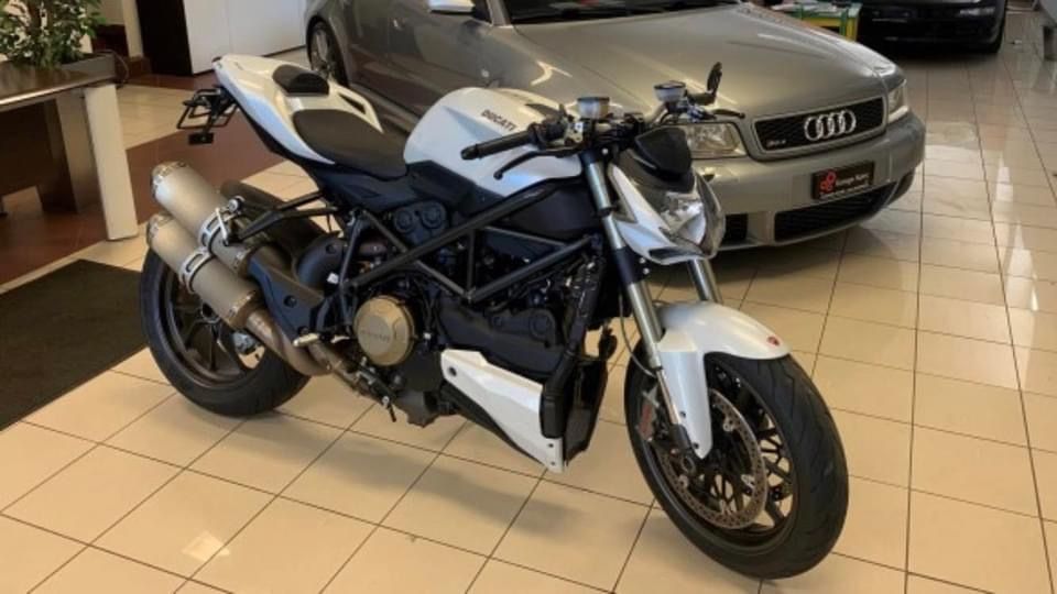Ducati Route: Ducati Streetfighter 1099 – D'occasion à L'Abbaye par fal_ml9t 1