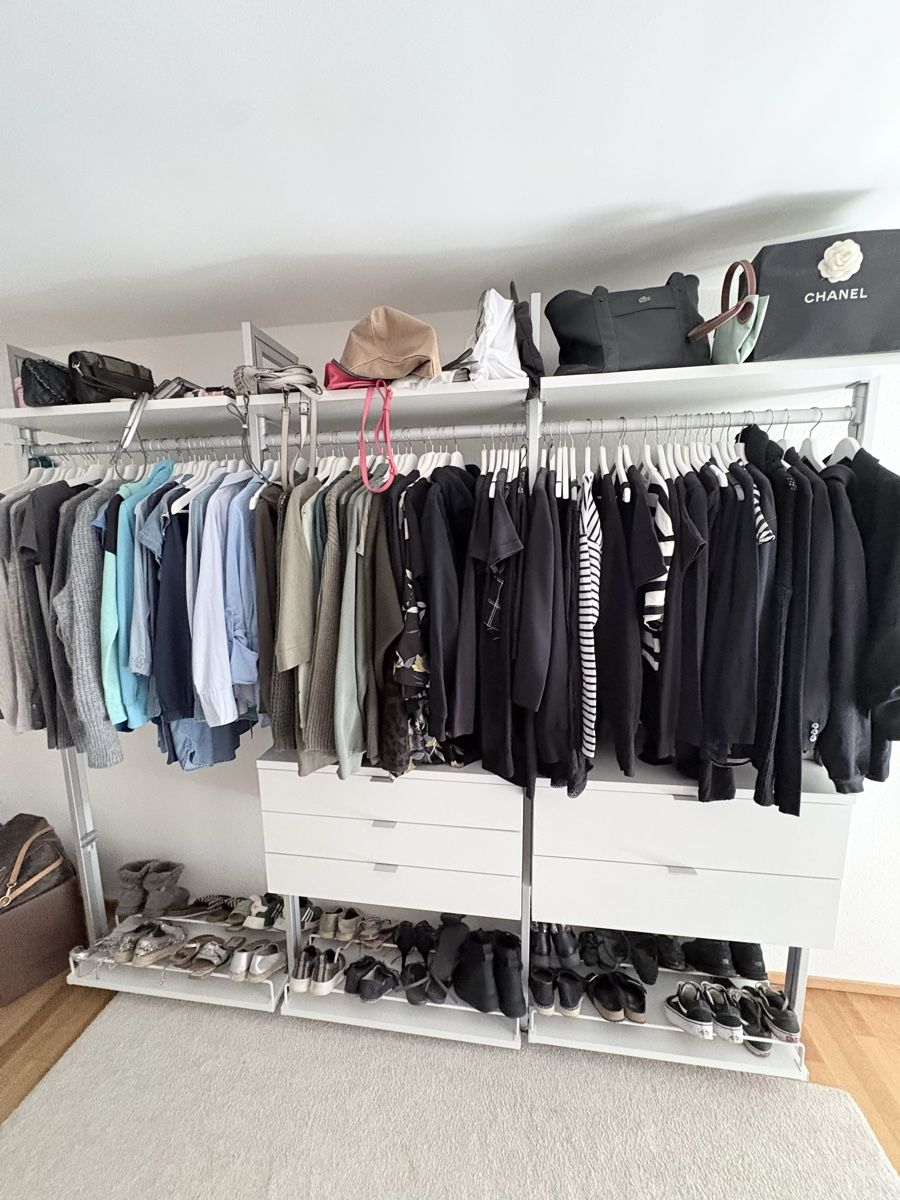 Armadi: Kleiderschrank – Usato da Oberwil BL venduto da Nolitha 1