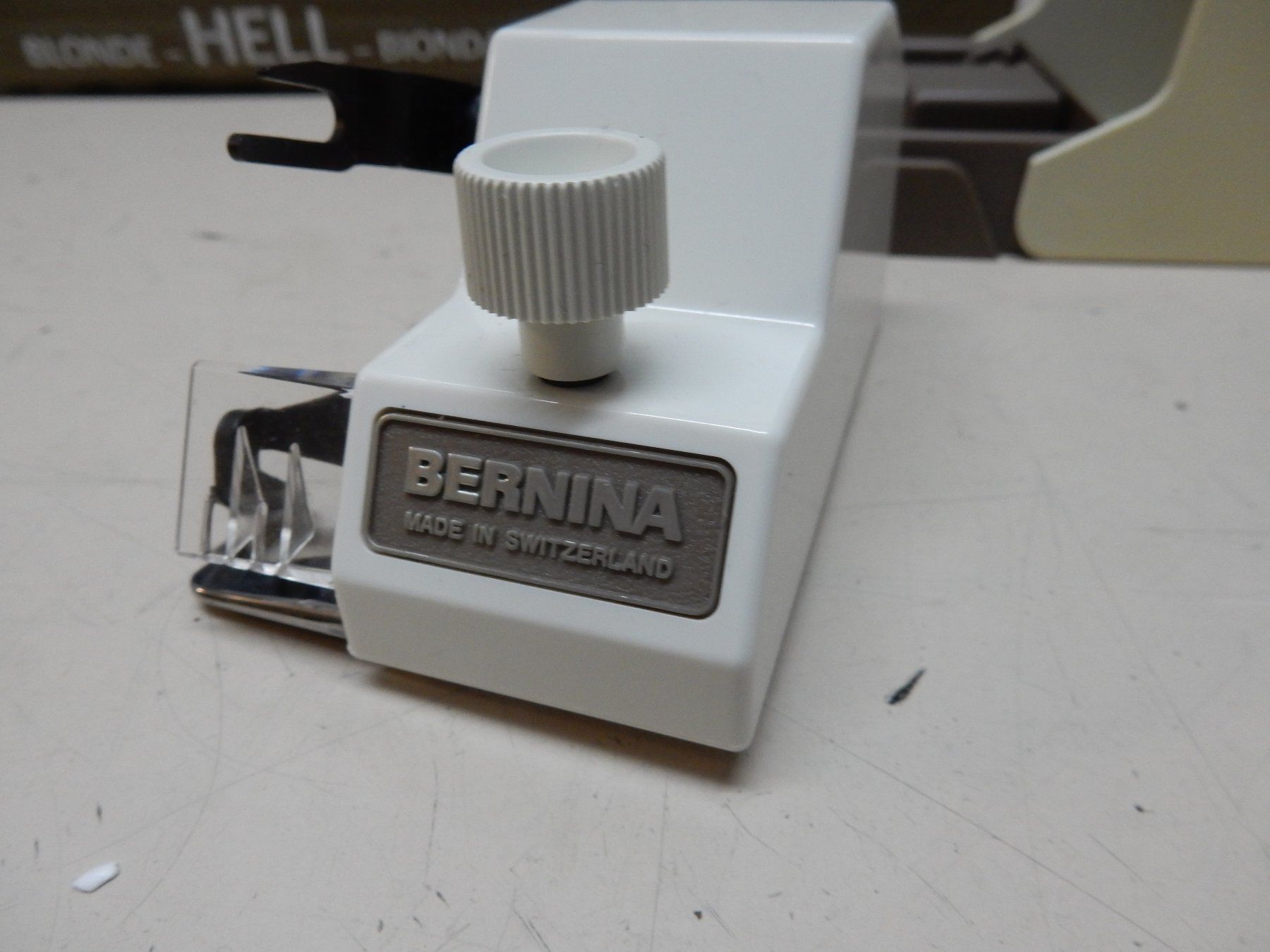 Bernina Machines à coudre: Bernina Nähschneider – D'occasion à Watt par Mariposa49 5