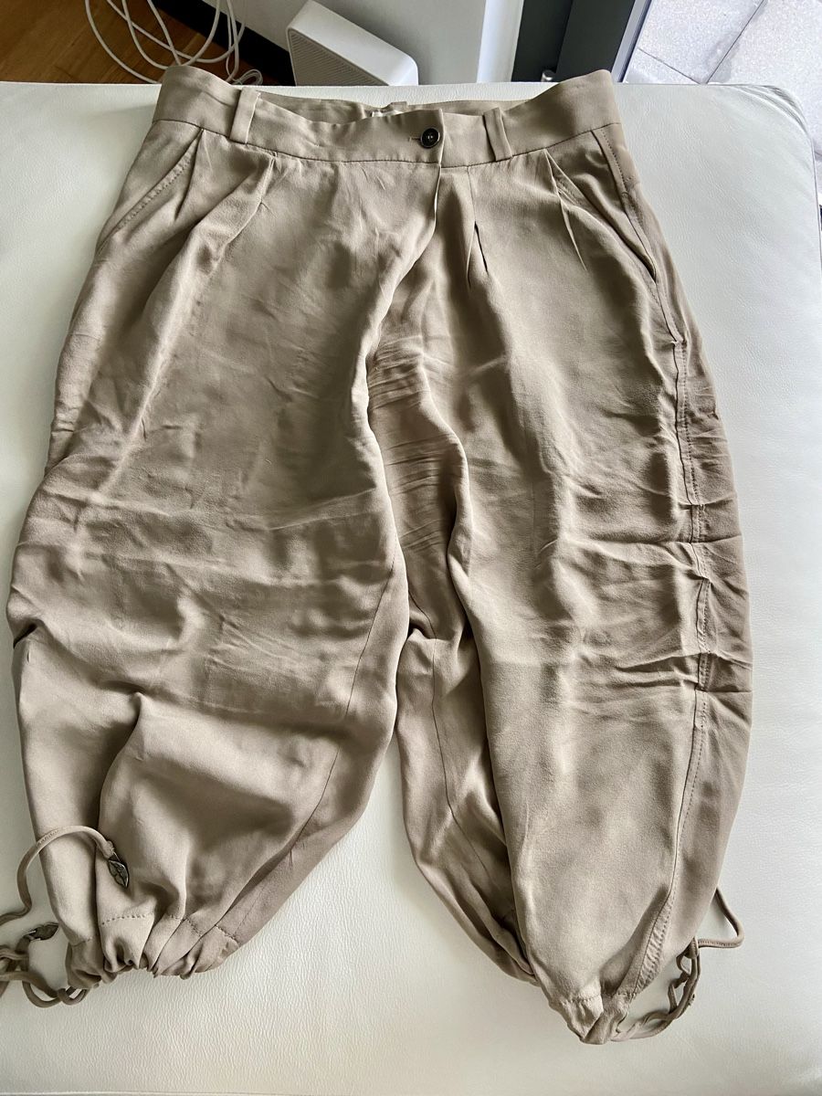 Pantaloni: Pinko Capri 3/4 Hose Gr S – Usato da Horgen venduto da smlecnik78