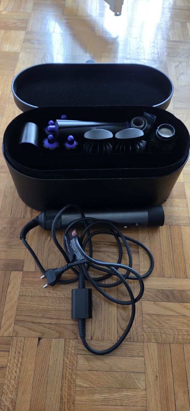Dyson Asciugacapelli: Dyson Airwrap mit Zubehör  – Usato da Basel venduto da RekaR 2