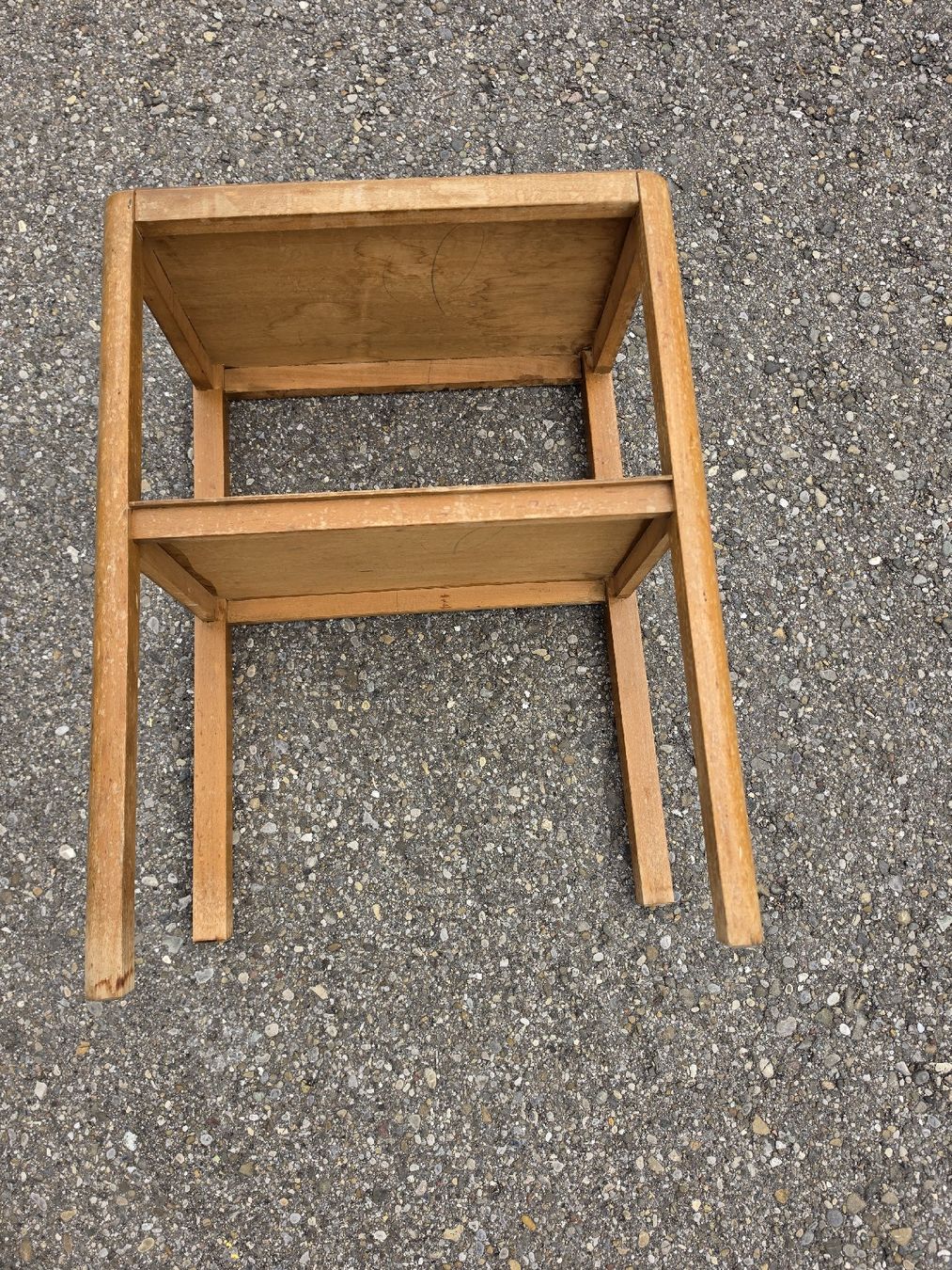 Tavoli: Holz Taburett / Tischchen mit Ablage, Vintage Look – Usato da Mettlen venduto da elios0888 8