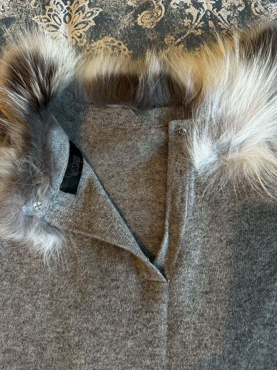 Pullover & Sweatshirts: Cashmere sweater with real fur – Neu (gemäss Beschreibung) aus Sorengo von dis_tfq6 1