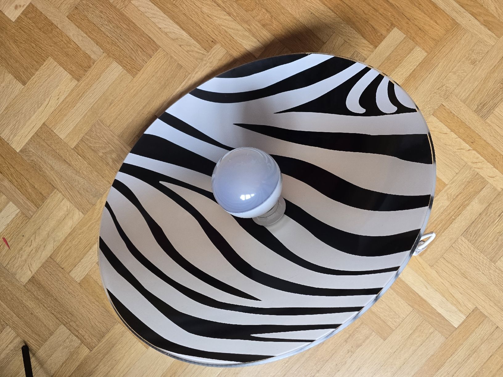 Kronleuchter & Deckenlampen: Deckenlampe – Gebraucht aus Horn von Aprikose007 3