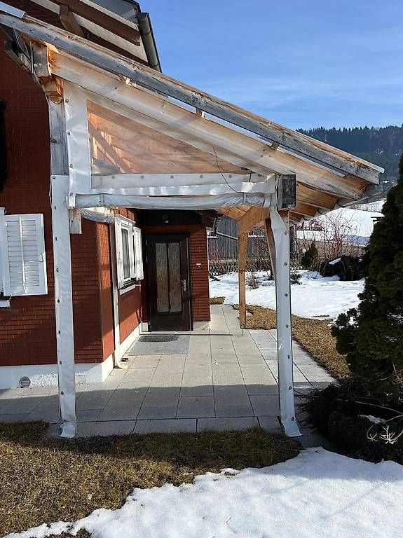 Unterstände: Gebrauchte Holz-Terrassenüberdachung, robust und stabil – Gebraucht aus Einsiedeln von zuechi62 2