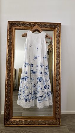 Leinen Sommerkleid weiss-blau floral Grösse XS