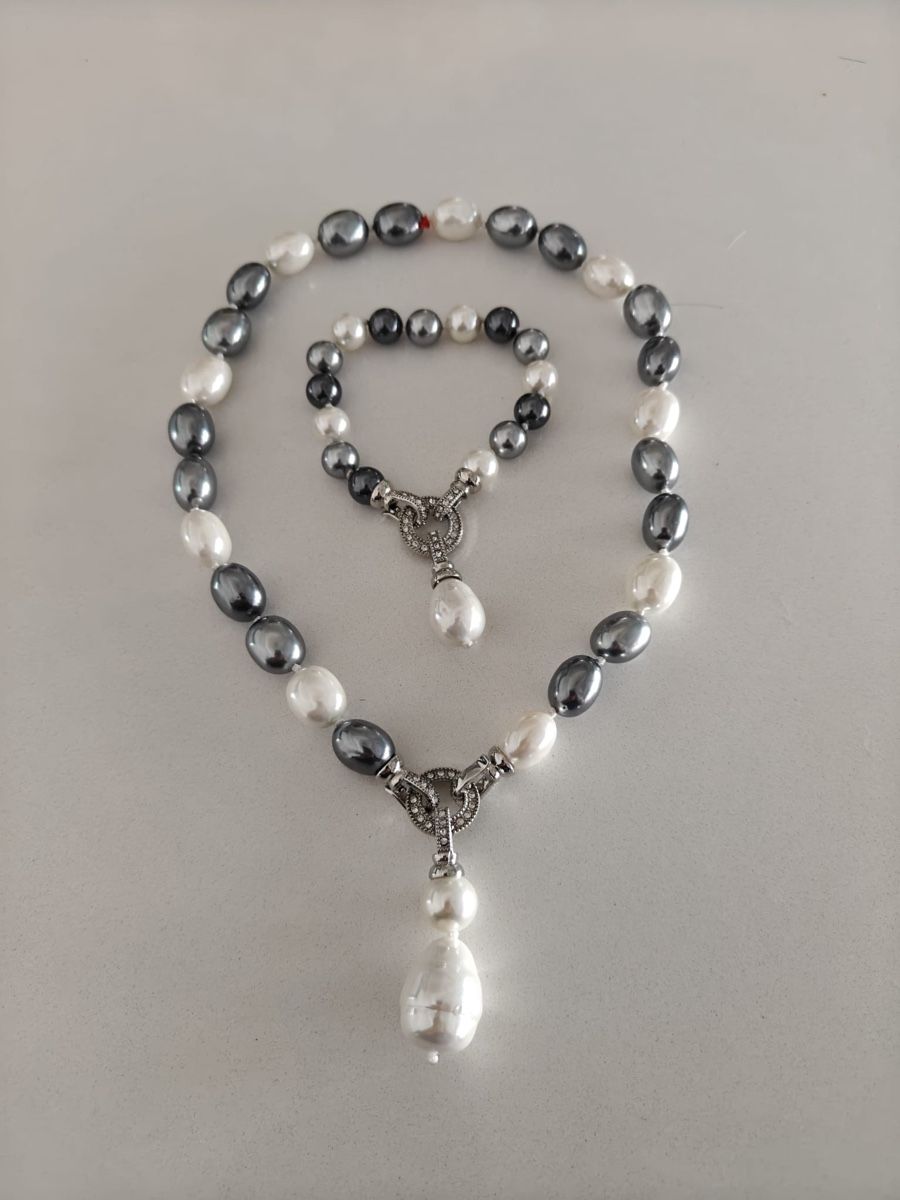 Ketten: Schmuck Perlenkette mit Armband – Neu (gemäss Beschreibung) aus Freienwil von BonitaOsita