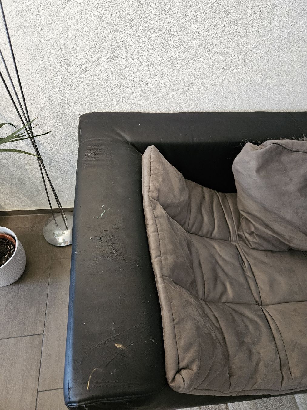 Conforama Sofas: Sofa Conforama – D'occasion à Oensingen par Manuela_Fischbacher 4