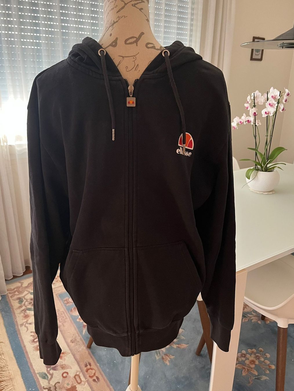 Ellesse Giacche: Veste / Jaquette Ellesse noire, taille L – Usato da Bussigny venduto da coltroc