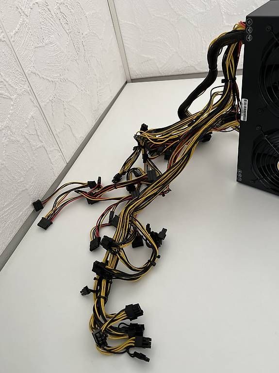 Coin Miner: Vendo alimentatore LX-3450W, specifico per mining rigs – Usato da S. Vittore venduto da damonbonesi 2