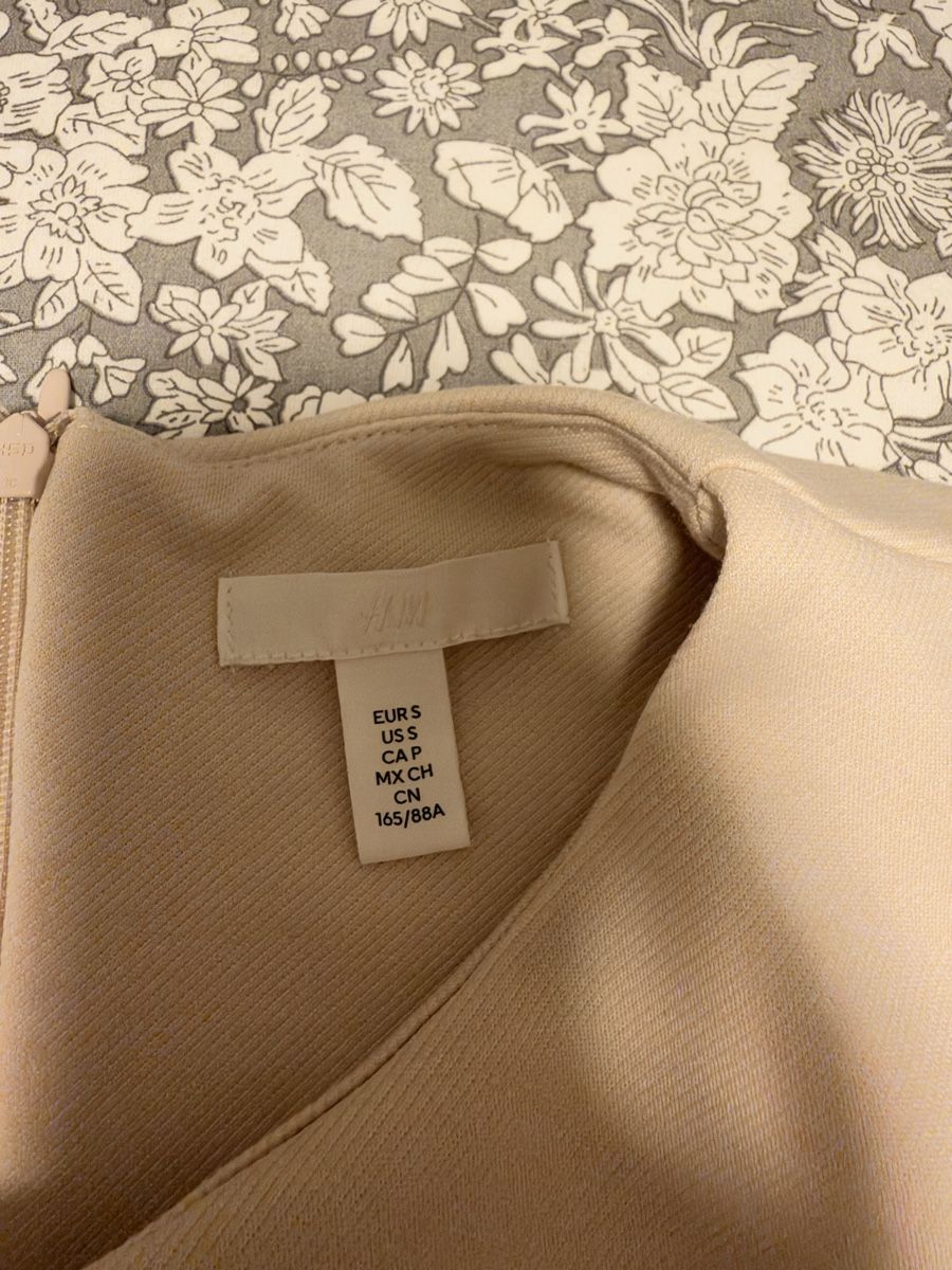 H&M Top: Haut H&M – Nuovo (secondo la descrizione) da Genève venduto da ine_bbn9 1