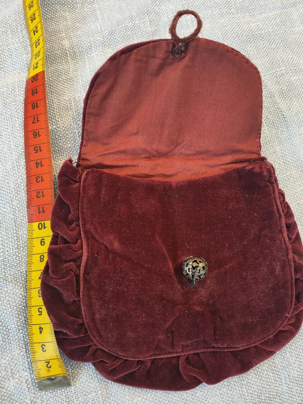 Borse da donna: Samt Täschli Bordo-Rot Antike – Usato da Gipf-Oberfrick venduto da minini 3