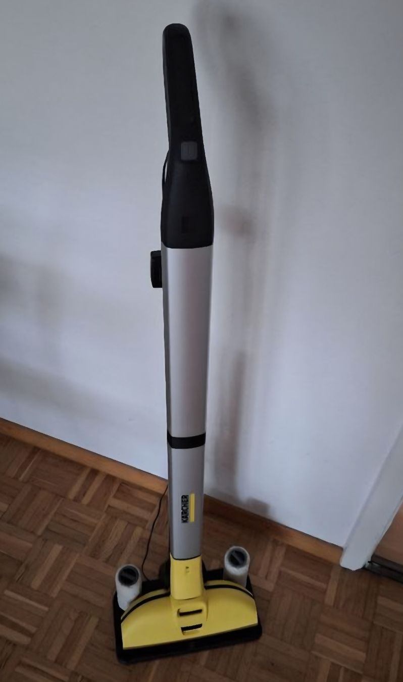 Kärcher Tutte le macchine: Kärcher Hartbodenreiniger EMW 2 – Usato da Urtenen-Schönbühl venduto da jne_mvm7 4