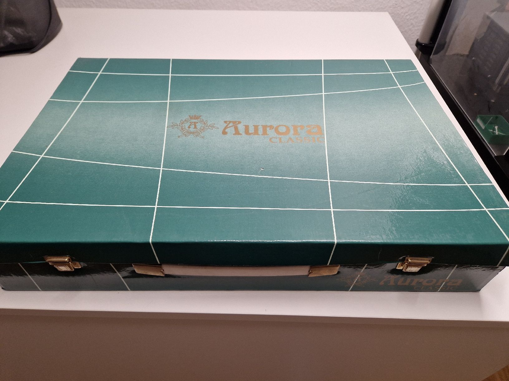 Linge de lit: Ensemble de lit Aurora Classic brodé rose blanc neuf. – Neuf avec emballage d'origine à Monts-de-Corsier par neu_7qz7 3