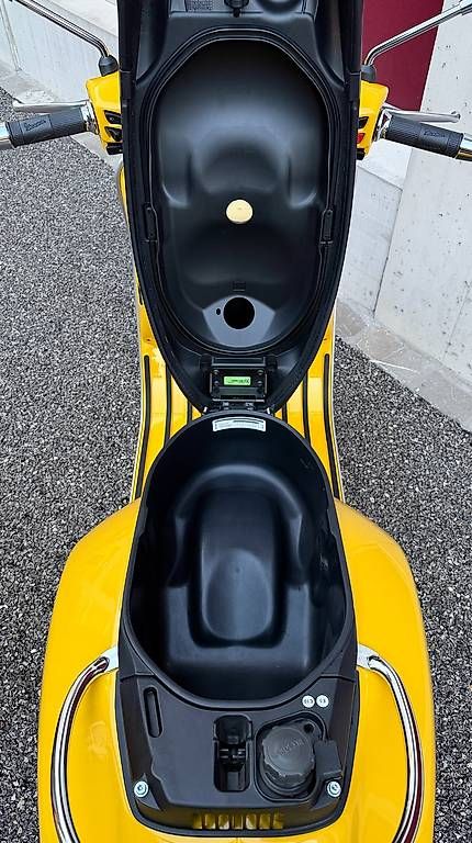 Scooters: Vespa GTS 300 – D'occasion à Willisau par AlexanderHu 4