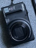 Digital - Kamera Nikon „COOLPIX“ S9100 mit Etui