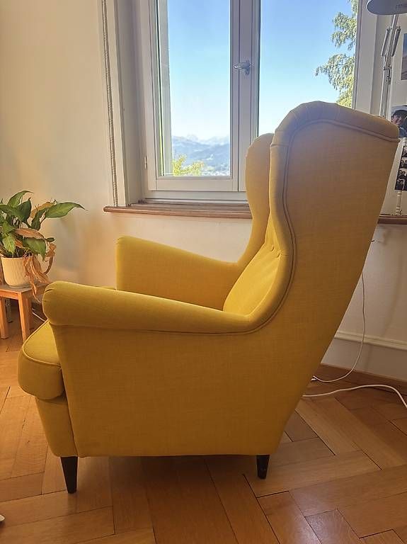Poltrone: Lesesessel / Ohrensessel Ikea Strandmon gelb – Usato da Rebstein venduto da fabio.litscher 4