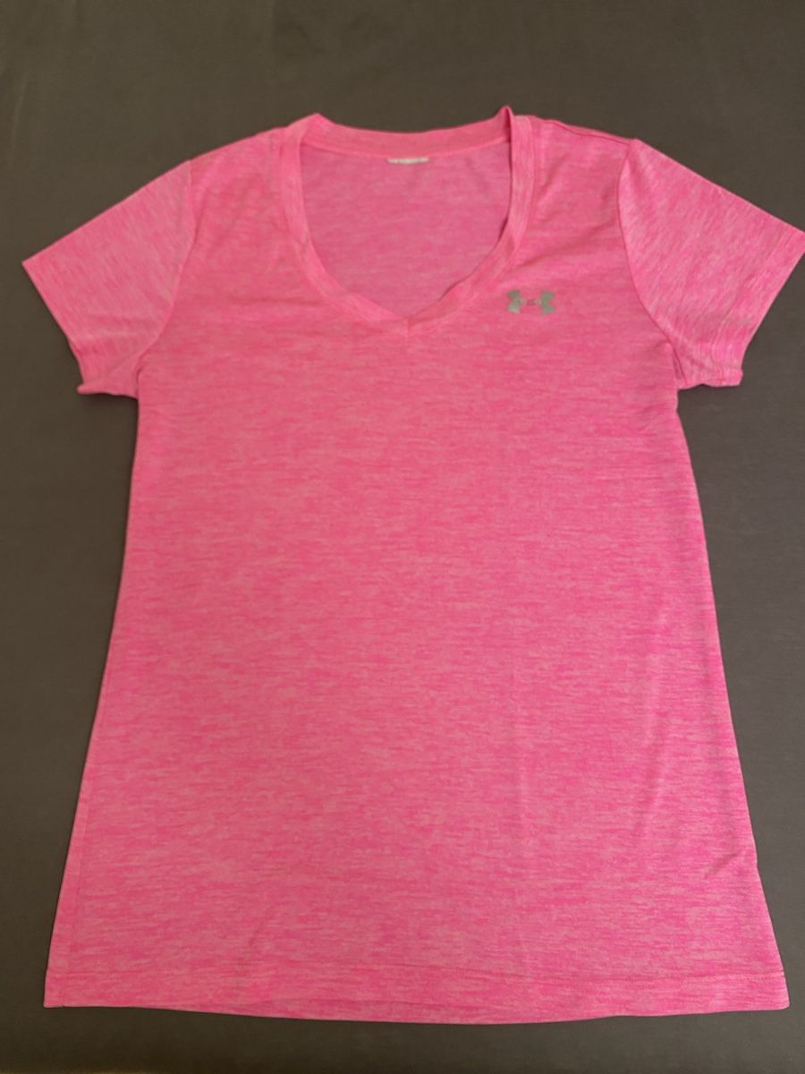 Under Armour T-shirt: SHIRT UNDER AMOUR – Usato da Eglisau venduto da Lara0