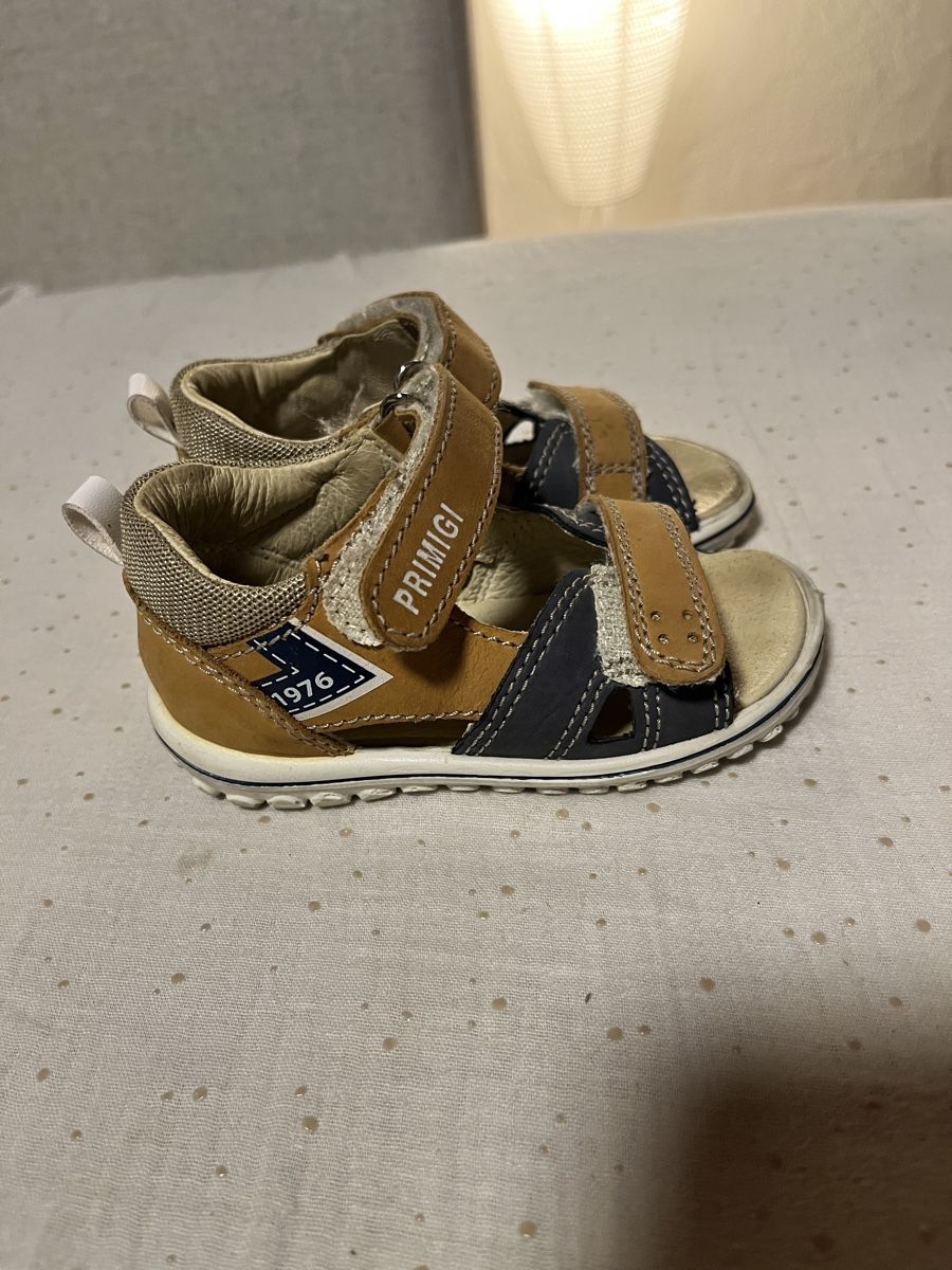 Primigi Scarpe per ragazzi: Primigi Sandalen Grösse 22 – Usato da Ennenda venduto da fio_cc8z