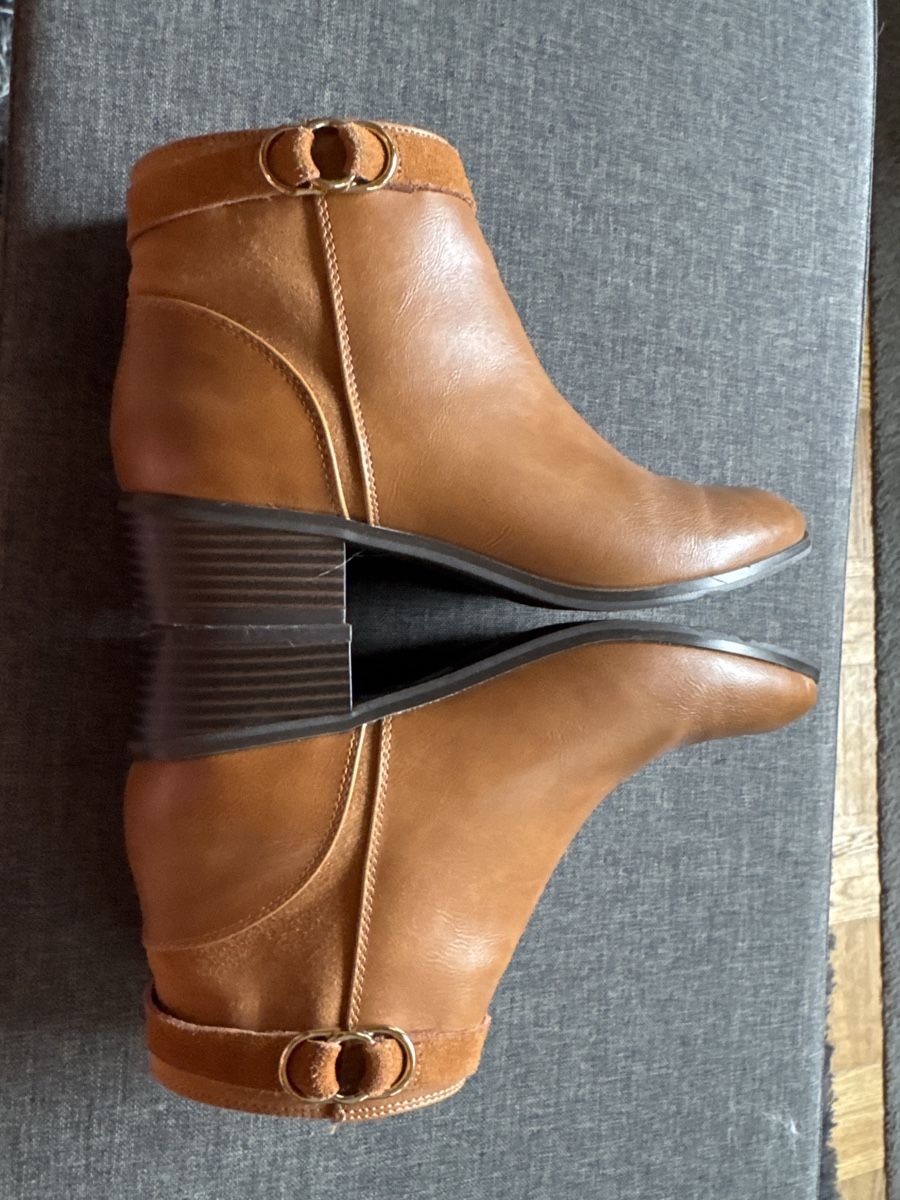 Scarpe da donna: Stiefeletten (38) – Usato da Vezia venduto da sidu03 3