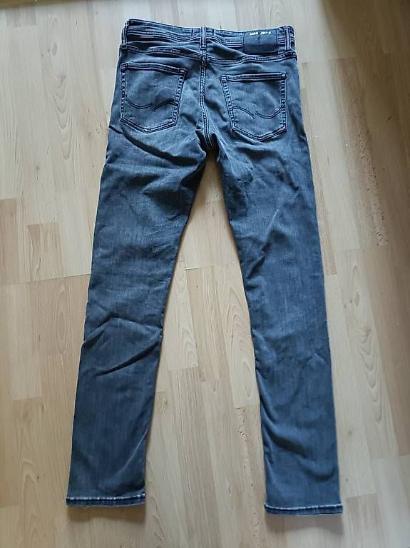 Jeans: Jeans Jack & Jones Gr. 29/32 – Gebraucht aus Sissach von jgt_6k76 1