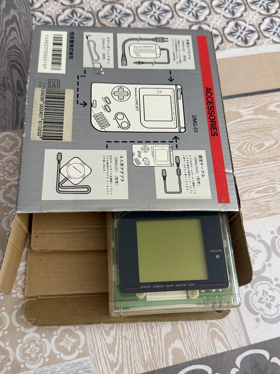 Nintendo Console: Game Boy Transparente + Tetris – Nuovo (secondo la descrizione) da SION venduto da MARCO-P-SION 6