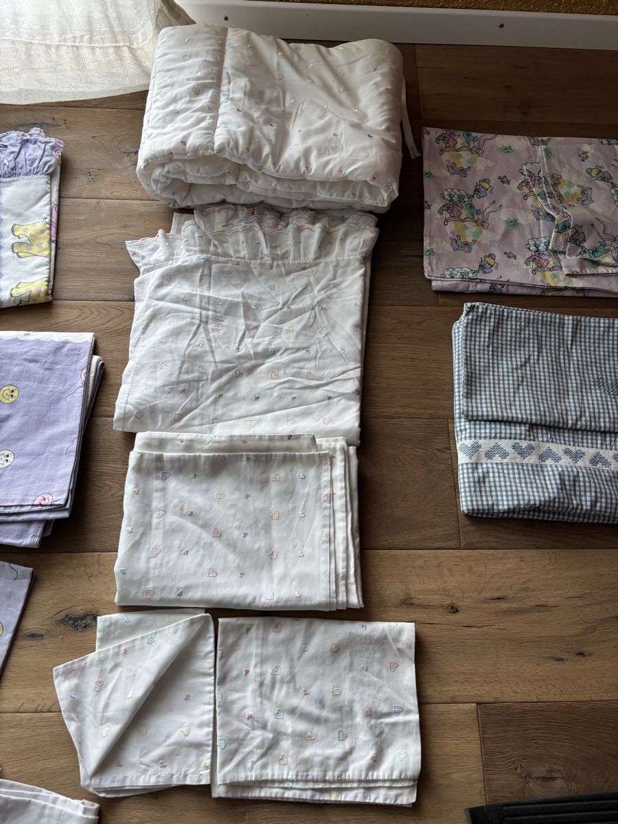 Biancheria da letto: Kinderbettwäsche Sets verschiedene Motive – Usato da Hendschiken venduto da Uraniali 1